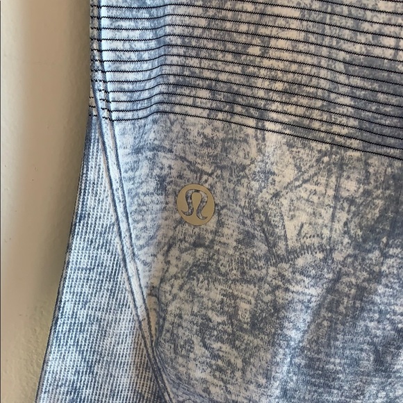 Lululemon Ebb to Train Tights - Picture 8 of 10